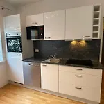 2 Schlafzimmer Apartment