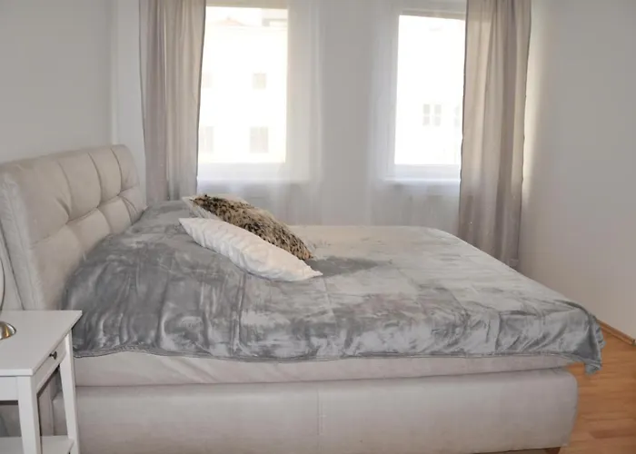 2 Schlafzimmer Apartment